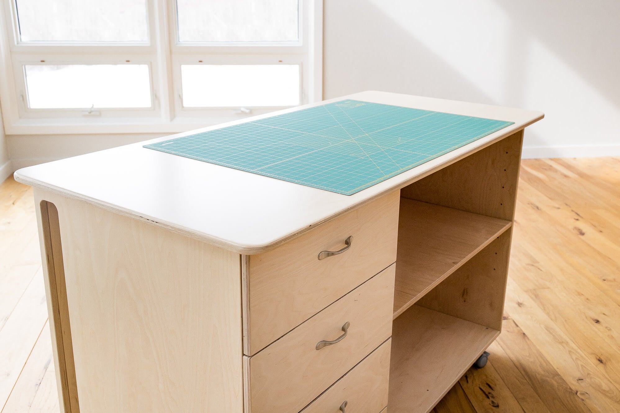 CUT 6028 cutting table 60" furniture Eddycrest Eddycrest Sewing